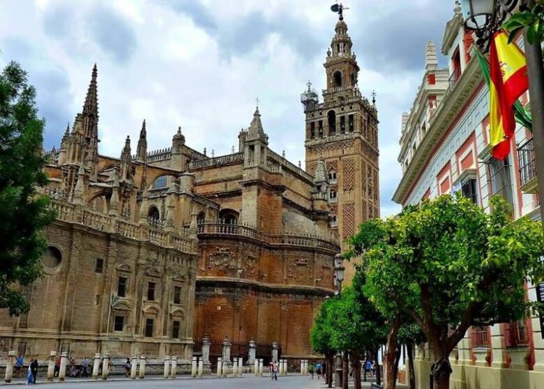 Catedrala din Sevilla și Giralda