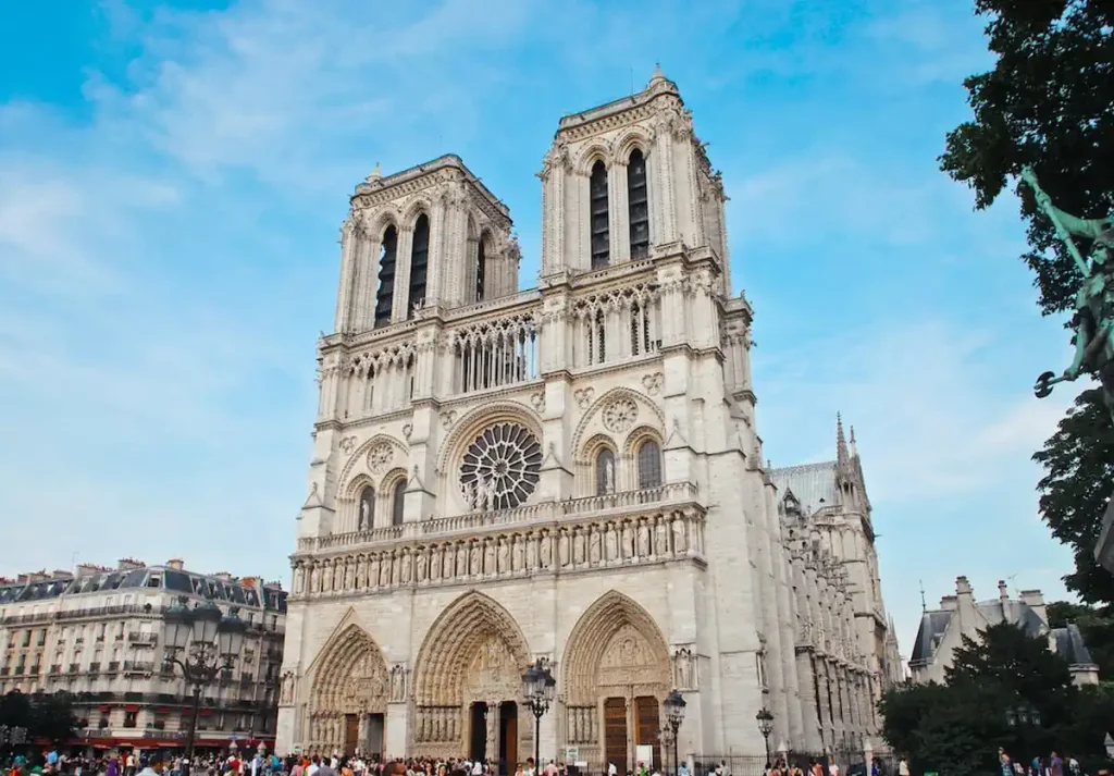 Obiective turistice Paris Catedrala Notre-Dame