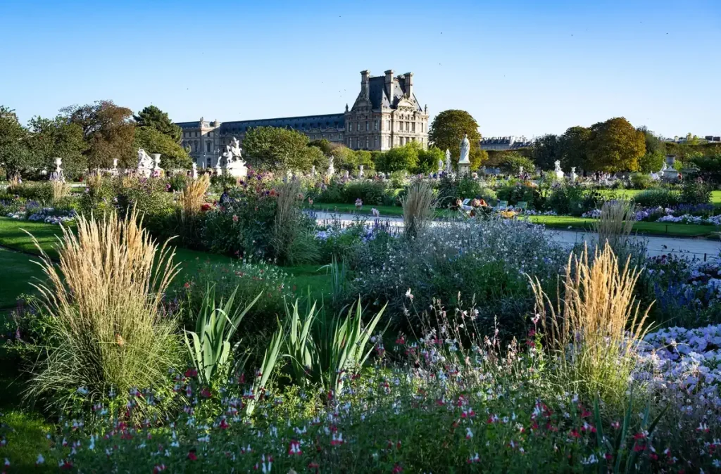 Locuri de vizitat în Paris Grădinile Tuileries