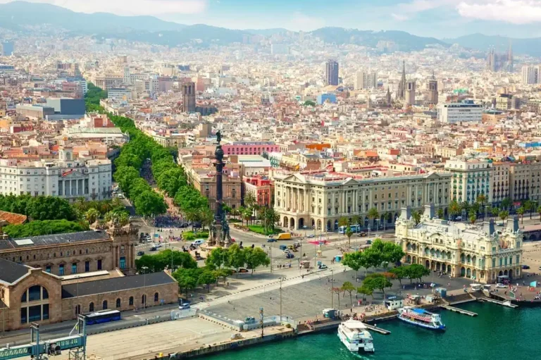 Obiective turistice Barcelona: cele mai frumoase locuri de vizitat în capitala Cataloniei