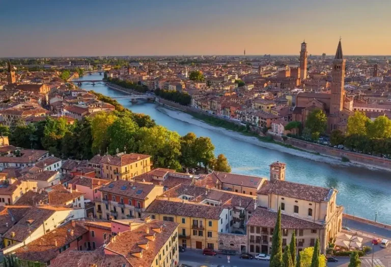 Obiective turistice Verona: cele mai frumoase locuri de vizitat în orașul lui Romeo și Julieta
