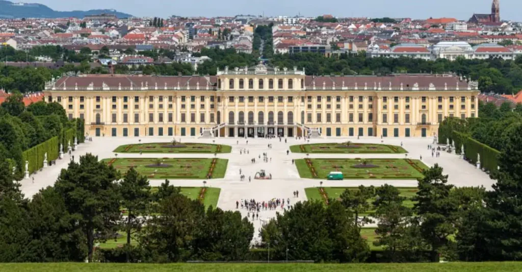 Locuri de vizitat în Viena Palatul Schönbrunn