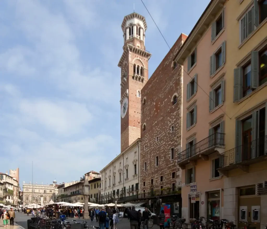 Obiective turistice Verona Torre dei Lamberti