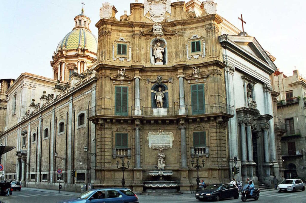 Locuri de vizitat în Palermo Quattro Canti