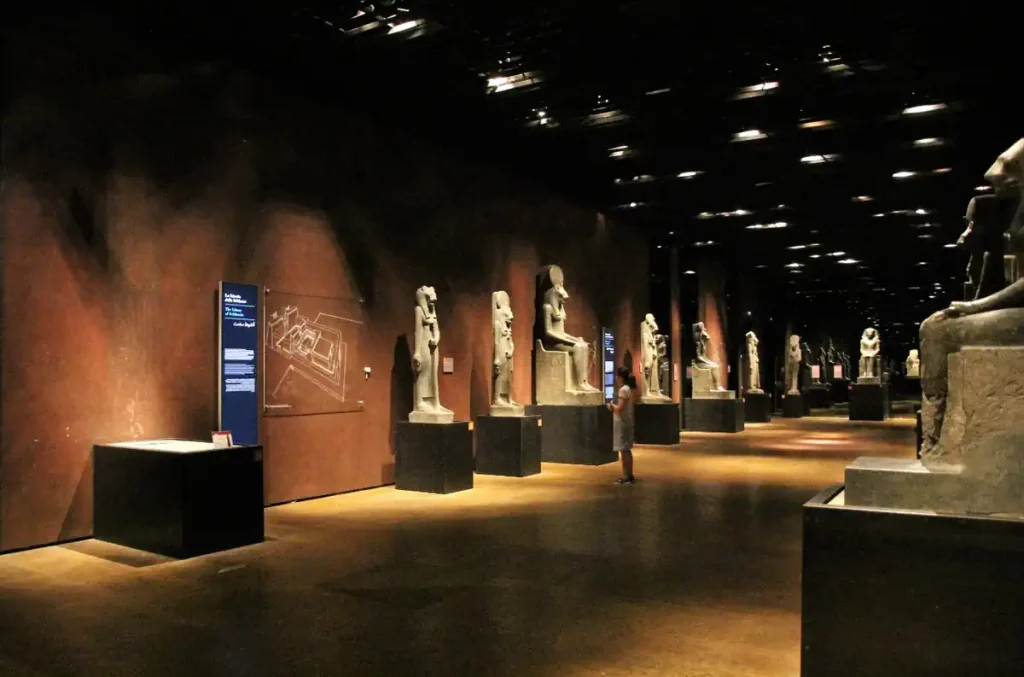 Locuri de vizitat în Torino Muzeul egiptean