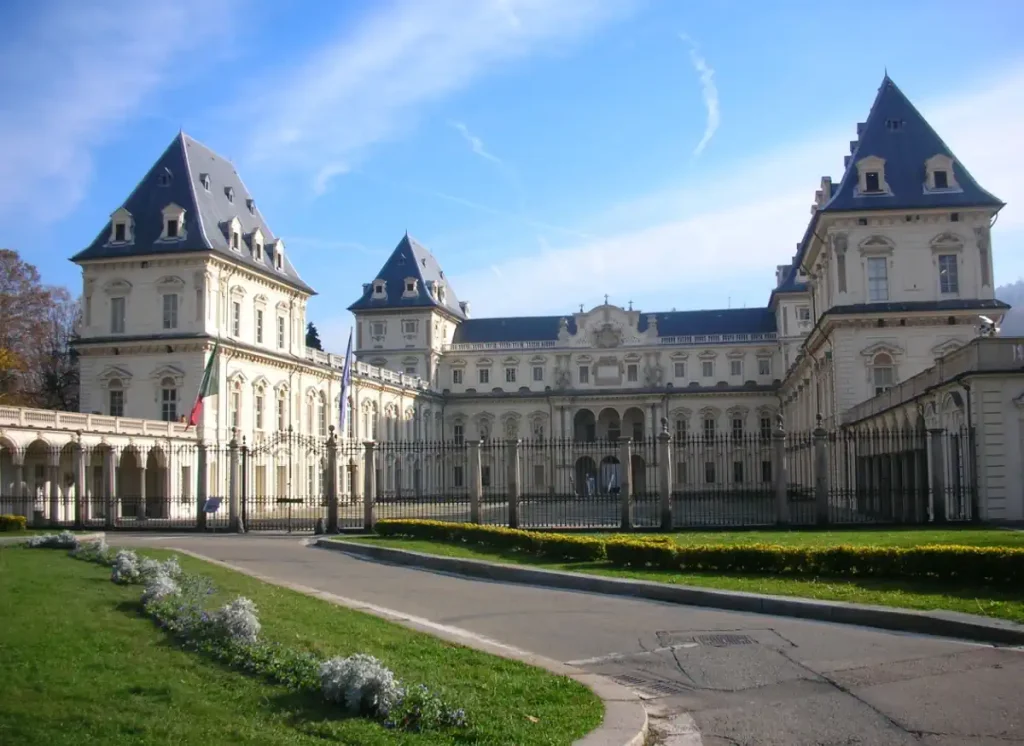 Locuri de vizitat în Torino Parcul și castelul Valentino